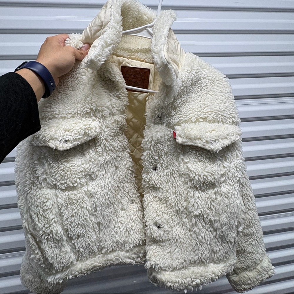 Levi's Baby Bubble Sherpa Trucker Jacket M size MSRP $148